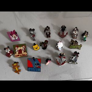 Disney pins